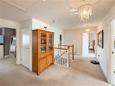 FIRST FLOOR LANDING